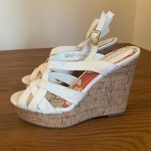 Cute white strappy wedges